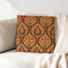 Arany díszpárna 45x45 – klasszikus ornament