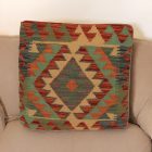 Kézi készítésű párnahuzat 45x45 Kilim párna