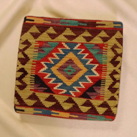 Kézi készítésű párnahuzat 45x45 Kilim párna