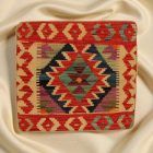 Kézi készítésű párnahuzat 45x45 Kilim párna