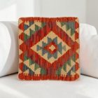 Kézi készítésű párnahuzat 40x40 Kilim párna